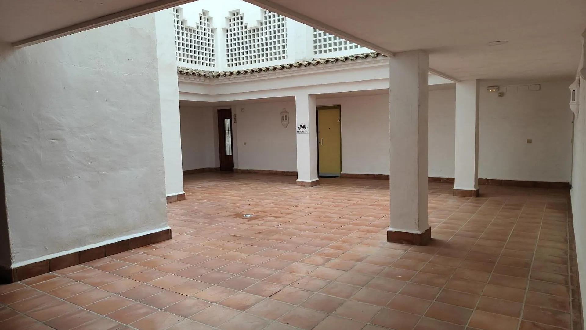 Apartamento Con Piscina Y Terraza Cerca De La Playa De La Rubina, Wi-Fi Y Climatizacion. - Es-258-34 Rosas