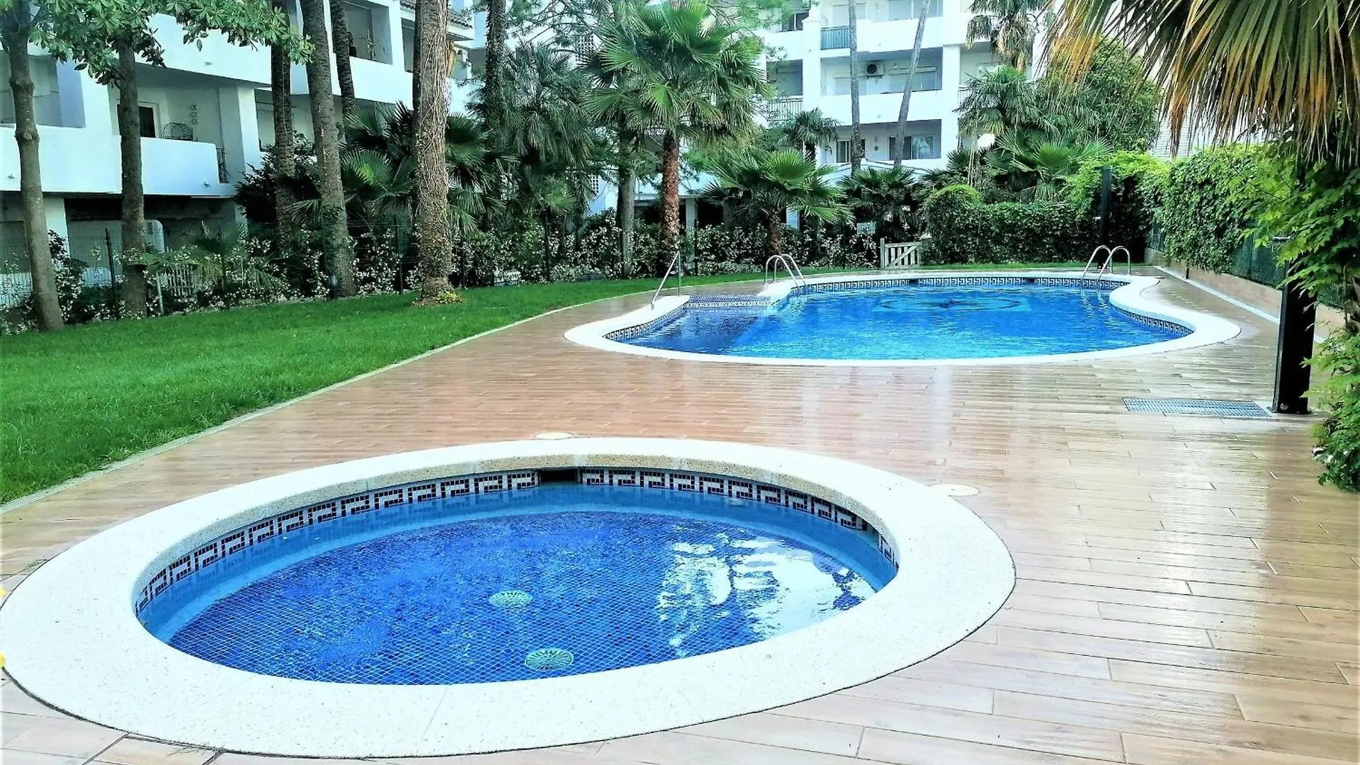 Lägenhet Apartamento Con Piscina Y Terraza Cerca De La Playa De La Rubina, Wi-Fi Y Climatizacion. - Es-258-34 Rosas